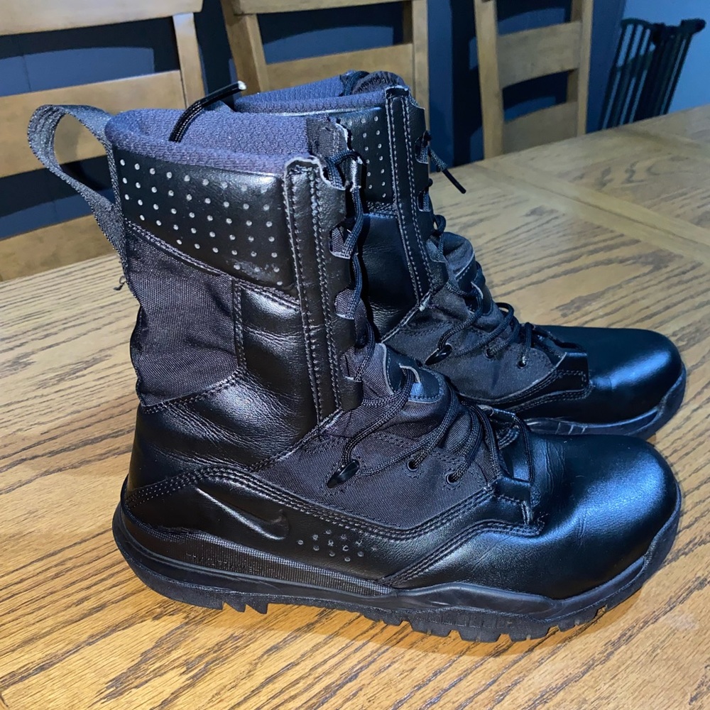 Nike sfb tactical boots size 11